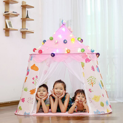135 ซม.ของเล่นกลางแจ้ง แคมป์ปิ้ง เต็นท์แบบพกพาในร่มเด็กปราสาทเจ้าหญิงเล่นเต็นท์